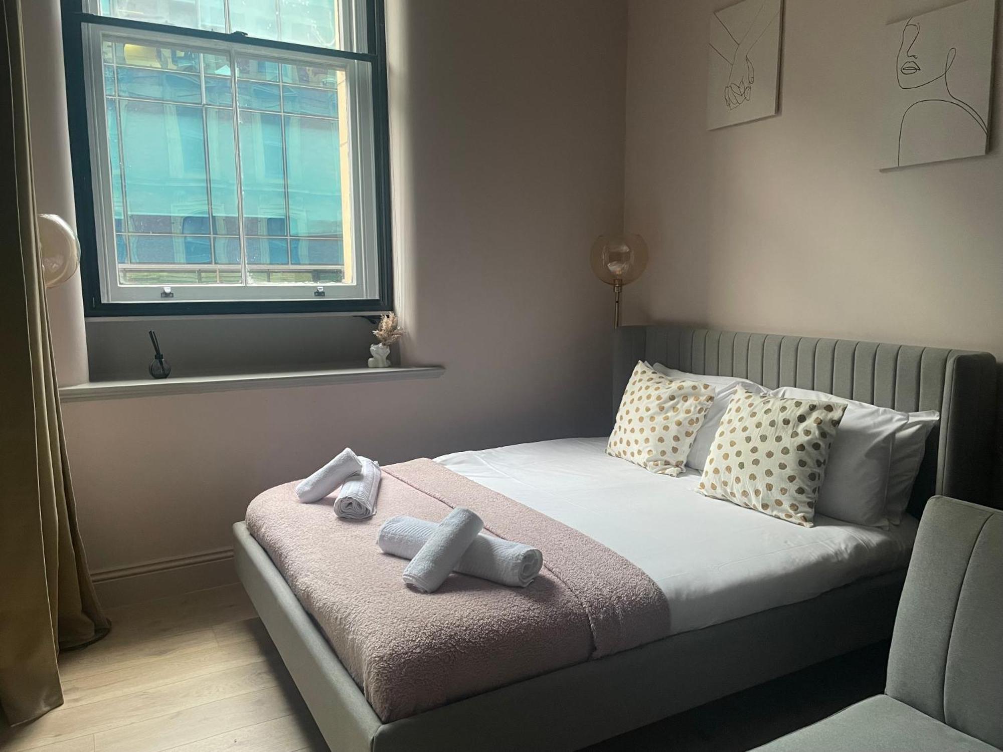 Stunning 2 Bed Apartment In Greater Манчестер Экстерьер фото